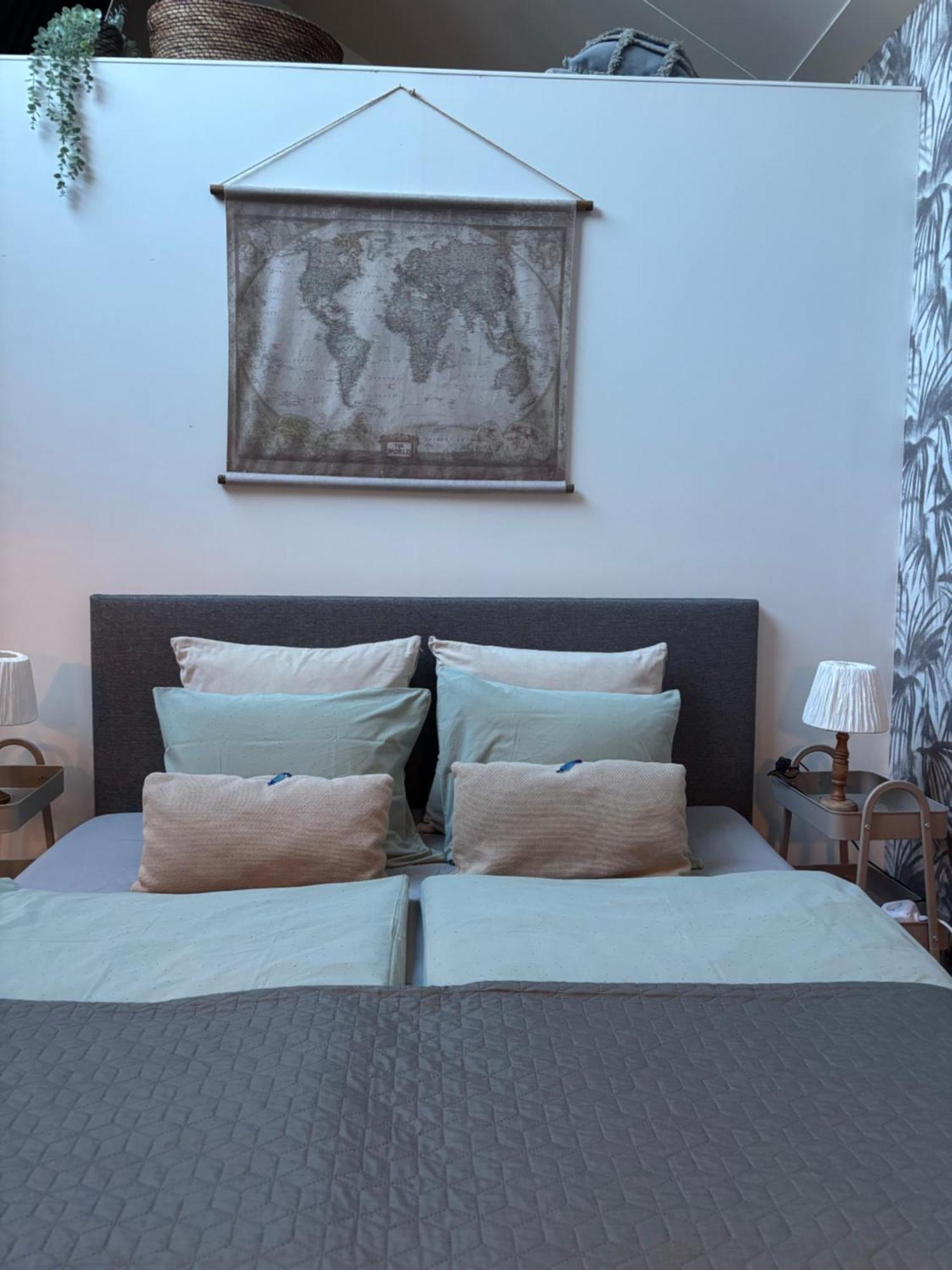 Guesthouse De Loft Μπριζ Εξωτερικό φωτογραφία